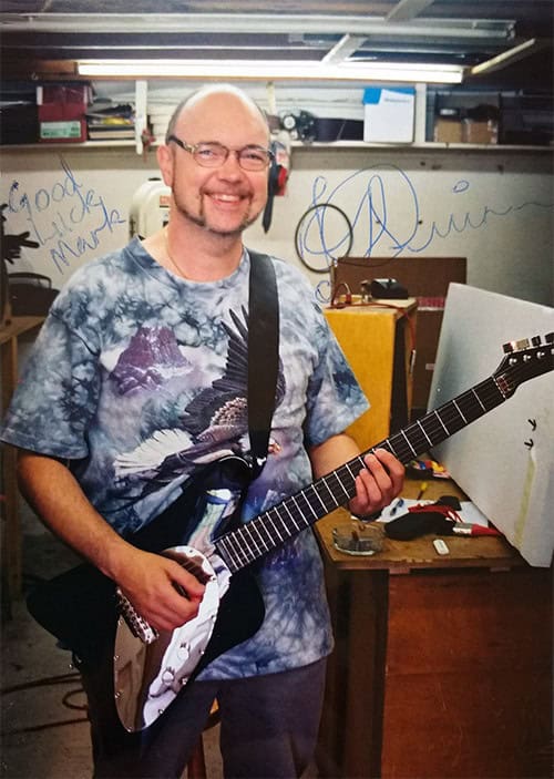 Gucci Guitar.Paul Quinn